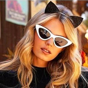 Vintage cat eye sunglasses